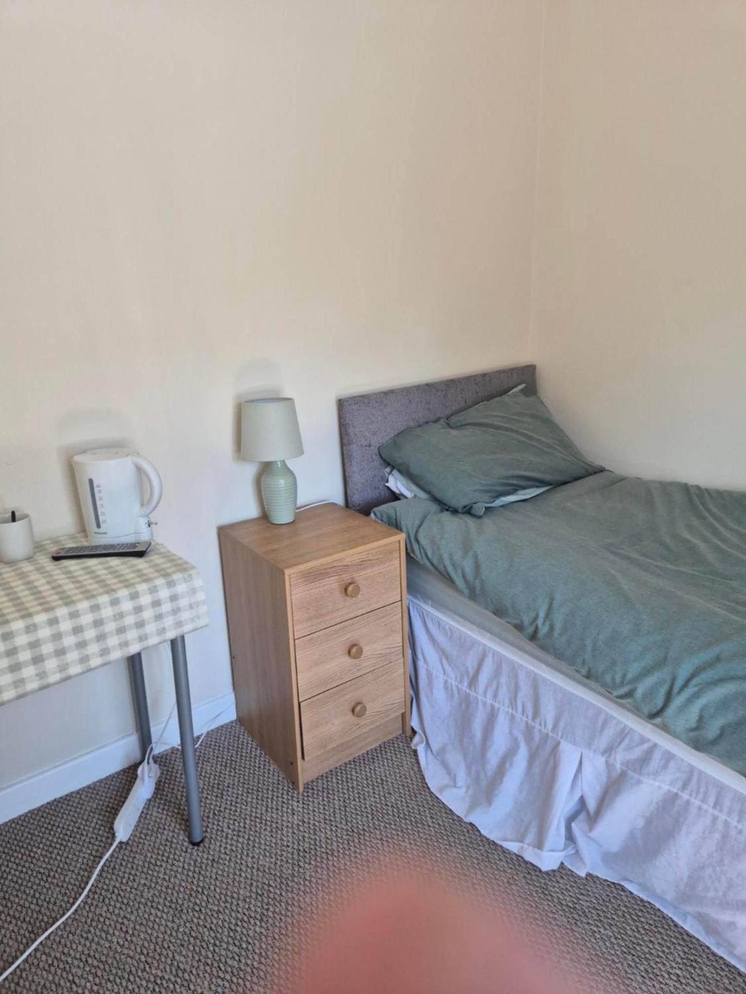 Accomadation Wrexham Exteriér fotografie